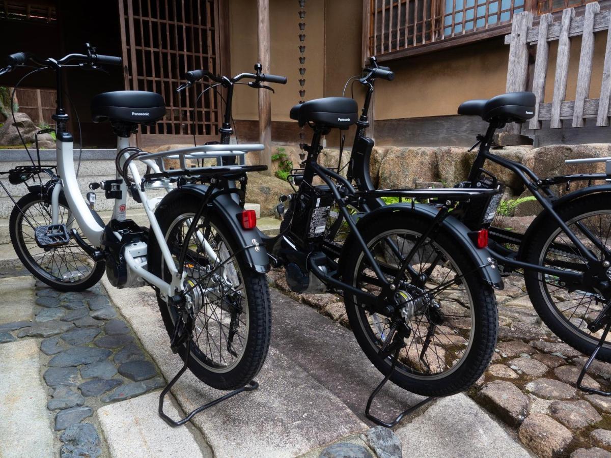 Sukiya-Zukuri Suehiro Villa Hida Bagian luar foto