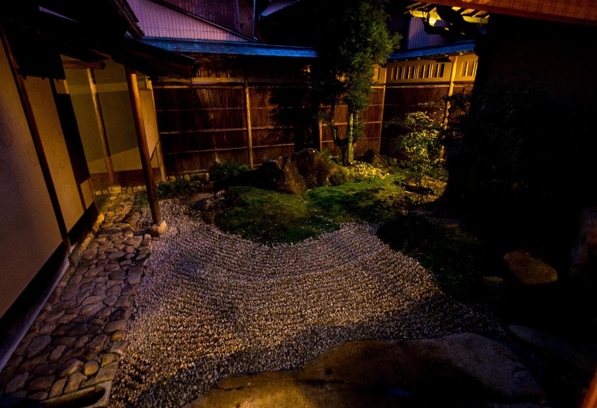 Sukiya-Zukuri Suehiro Villa Hida Bagian luar foto